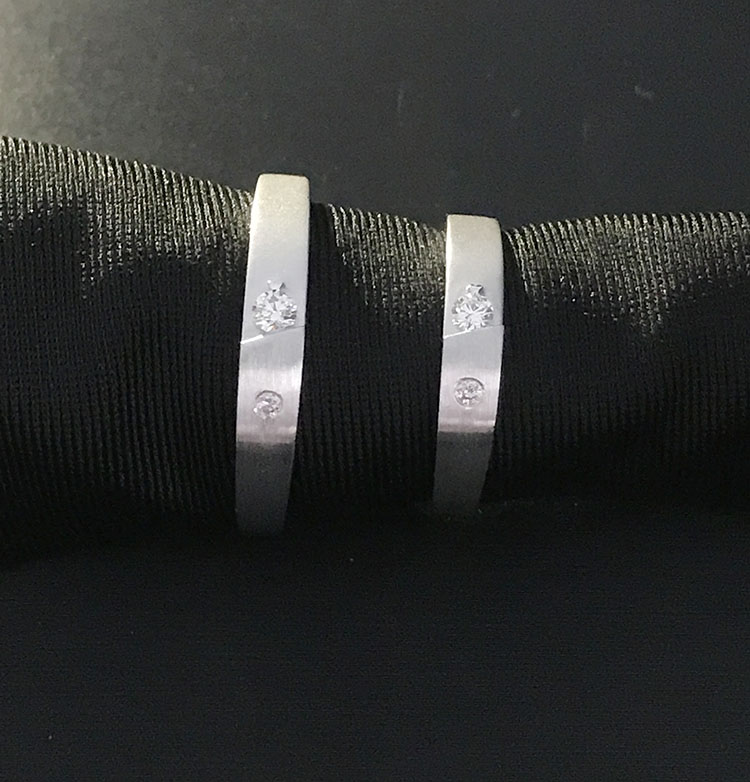 白18K金结婚钻石对戒 男女钻戒情侣款 裸钻钻石戒指定制 专柜正品